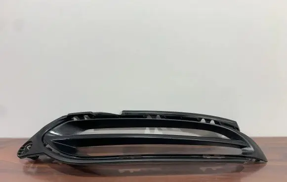 Honda HR-V Front bumper lower grill 71106T8KG100