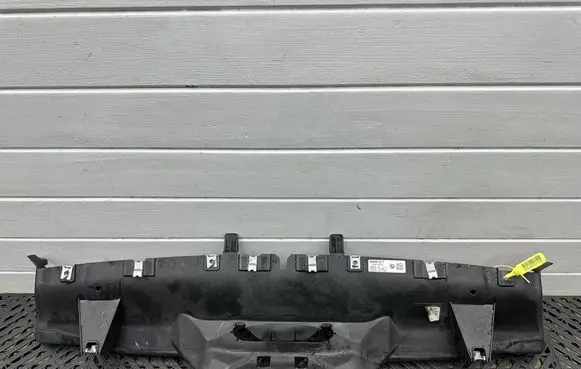 BMW X1 U11 Intercooler air guide/duct channel 5A399A1 T73975703