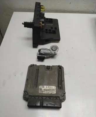 Volkswagen Crafter Engine ECU kit and lock set 03L906012Q 0281017789 EDC17C5439