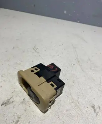 Volvo V70 Electric window control switch 9479903 99W415