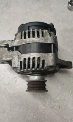 Opel Insignia A Generator/alternator 13502583