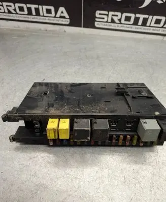Mercedes-Benz E W211 Comfort/convenience module 2095450701