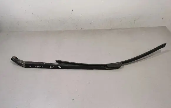 Toyota Corolla E140 E150 Windshield/front glass wiper blade 