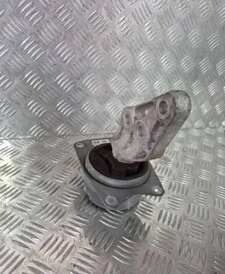 Opel Insignia A Engine mounting bracket 13322174