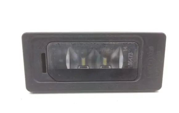 Volkswagen Sharan Number plate light