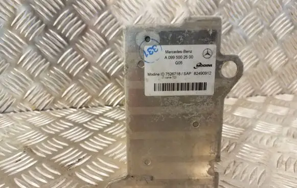 Mercedes-Benz GLC X253 C253 Gearbox / Transmission oil cooler A0995002500 82490912