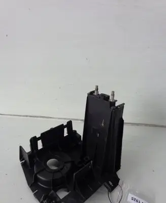 Citroen Xsara Picasso Battery tray 9643582080