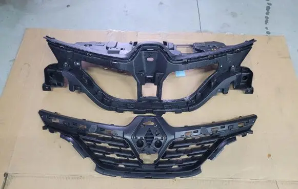 Renault Captur II ACC Distronic radar sensor grill/trim 