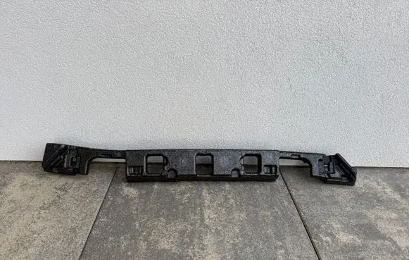 Hyundai i20 (BC3 BI3) Front bumper foam support bar 86520Q000