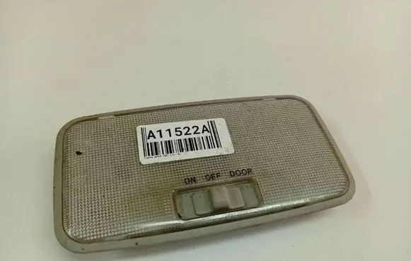 Toyota Auris 150 Rear seat light
