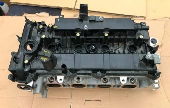Ford Kuga III Engine head BGDA