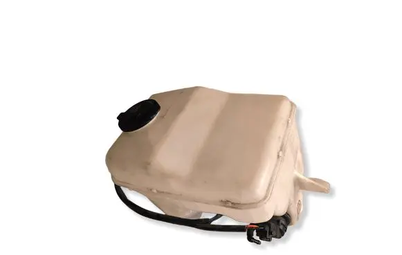 Toyota Mirai Windshield washer fluid reservoir/tank 060351