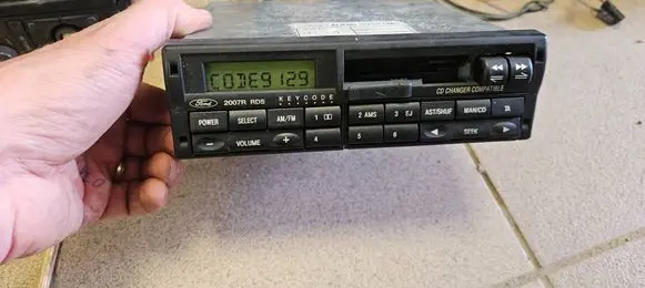 Ford Galaxy Radio/CD/DVD/GPS head unit 95VW18K876KE 2007R