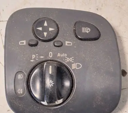 Mercedes-Benz C W203 Light switch 24406574745 A2035450904 04058530