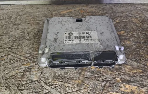 Acura ILX Engine control unit/module 038906018P 0281001720