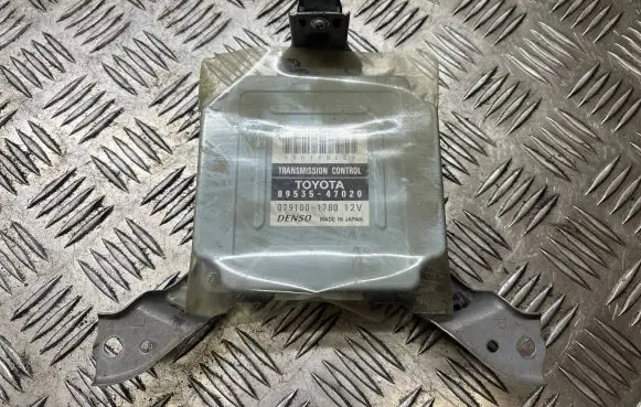 Toyota Prius (NHW20) Gearbox control unit/module 8953547020 0791001780