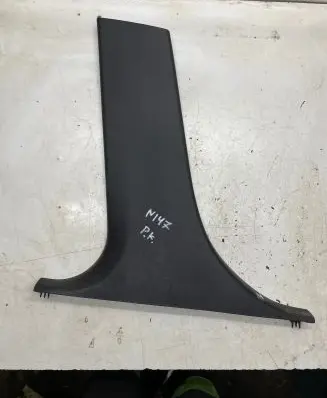 (B) pillar trim (bottom)