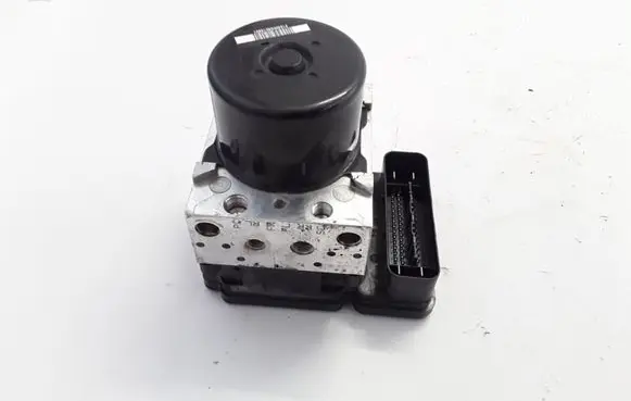 Volvo S80 ABS Pump 30681619
