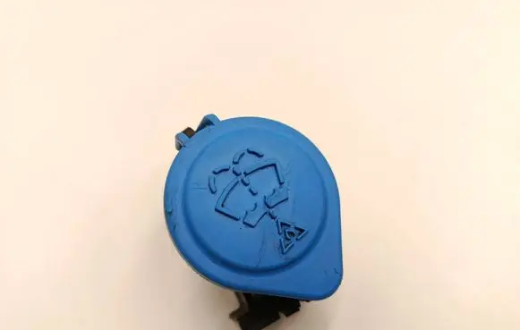 BMW 2 F46 Window washer liquid tank fill tube 7301629 7375587