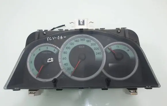 Toyota Corolla Verso AR10 Speedometer (instrument cluster)