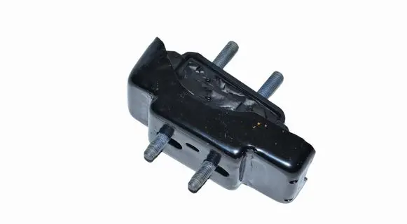 Engine mount vacuum valve