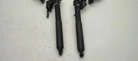 Volvo V70 Tailgate/trunk/boot hinge 31298103