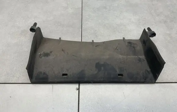 Audi A7 S7 4G Air intake duct part 4G0129618B