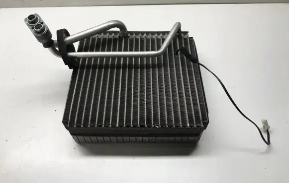Air conditioning (A/C) radiator (interior)