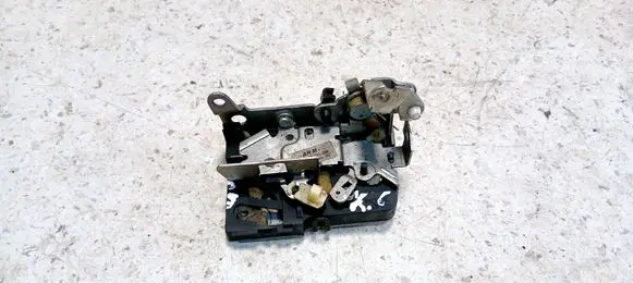 Dacia Sandero Rear door lock 8200735244 28042009