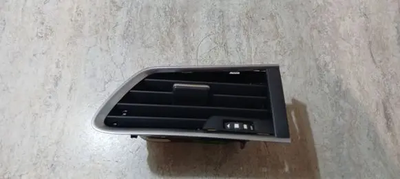 Peugeot 508 Dashboard side air vent grill/cover trim 9686445377