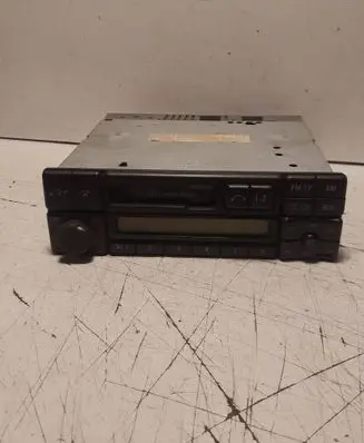 Mercedes-Benz E W210 Radio/CD/DVD/GPS head unit BE2210 01132911 0038208286