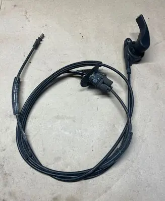 Dacia Duster II Engine bonnet (hood) release handle 2744b