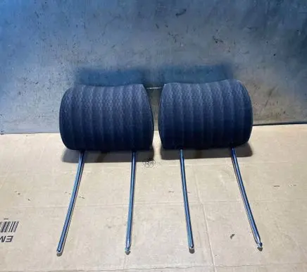Mercedes-Benz E W124 Front seat headrest 