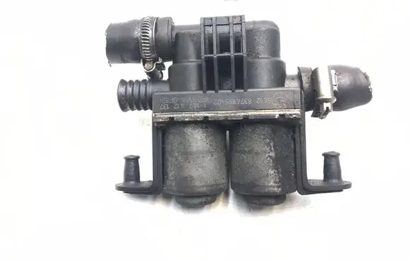 BMW 5 E39 Coolant heater control valve 8374995