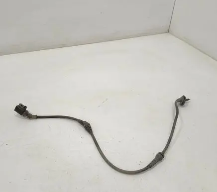 Volkswagen Touran I Front ABS sensor wiring 