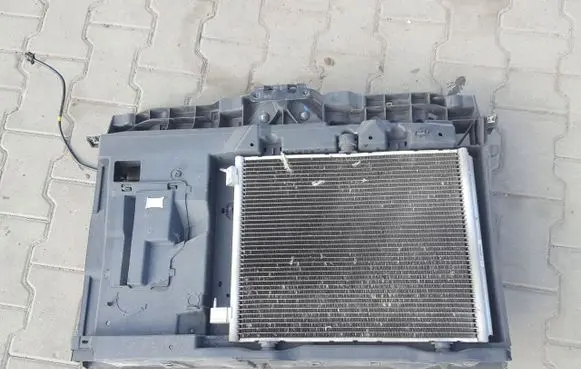 Peugeot 208 I Radiator set 