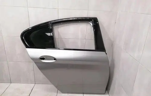 BMW M5 F90 Rear door 41007408964