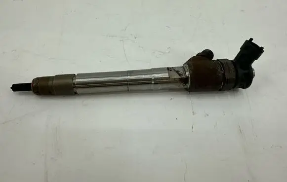 Jeep Grand Cherokee Fuel injector 0445110523