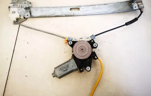 Mitsubishi Galant Sliding door window regulator with motor