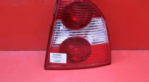 Volkswagen PASSAT B5.5 Rear/tail lights