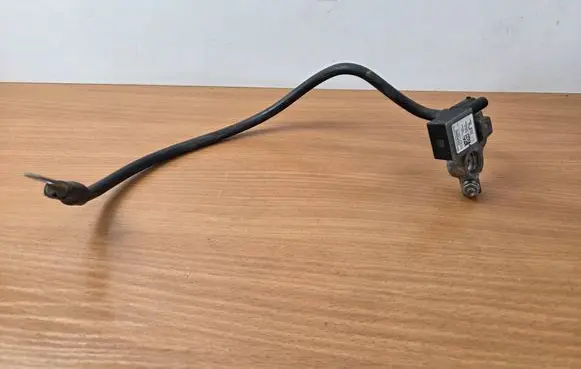 Mercedes-Benz E AMG W212 Negative earth cable (battery) A0009052902