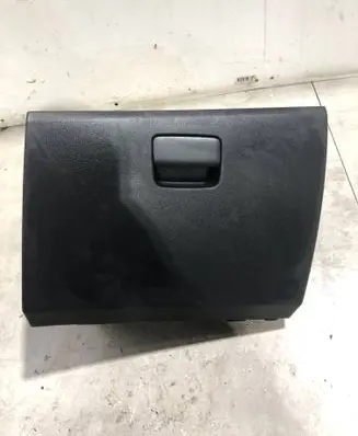 Mercedes-Benz GLA W156 X156 Glove box 17668000919