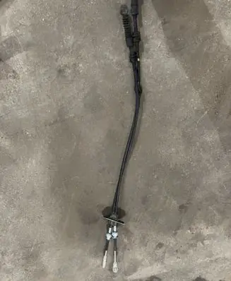 Gear shift cable linkage