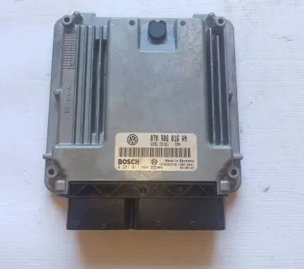 Volkswagen Multivan T5 Engine control unit/module 070906016AN 0281011604 1039S03736