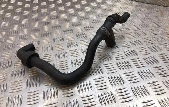 Mercedes-Benz C W203 Engine coolant pipe/hose