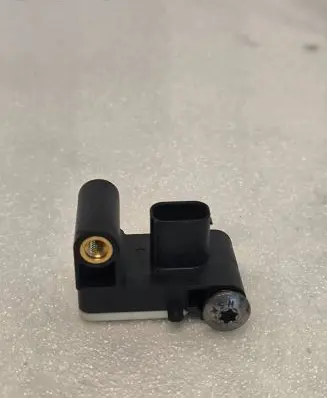BMW 1 E81 E87 Airbag deployment crash/impact sensor 6911003 0285003900 040310