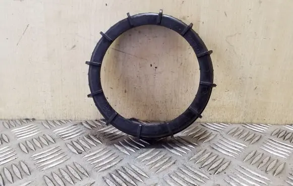 Volvo S80 In tank fuel pump screw locking ring/nut 6G919C385AC