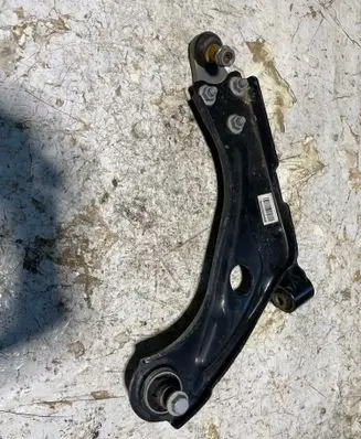 Citroen C5 Aircross Front lower control arm/wishbone 7BAA220645403G