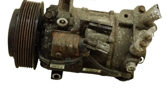 Nissan Qashqai Air conditioning (A/C) compressor (pump) 926004EB0A