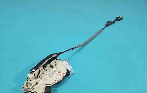 Front door lock